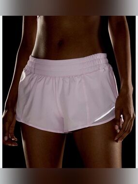 LULULEMON HOTTY HOTS LIGHT PINK!